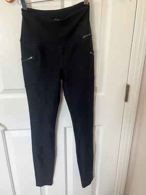 Eddie Bauer black leggings size extra small. Zipper pockets in the front.